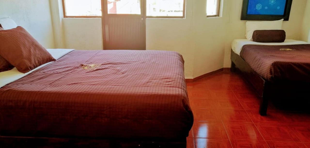 Hostal De San Pedroチョルーラ エクステリア 写真
